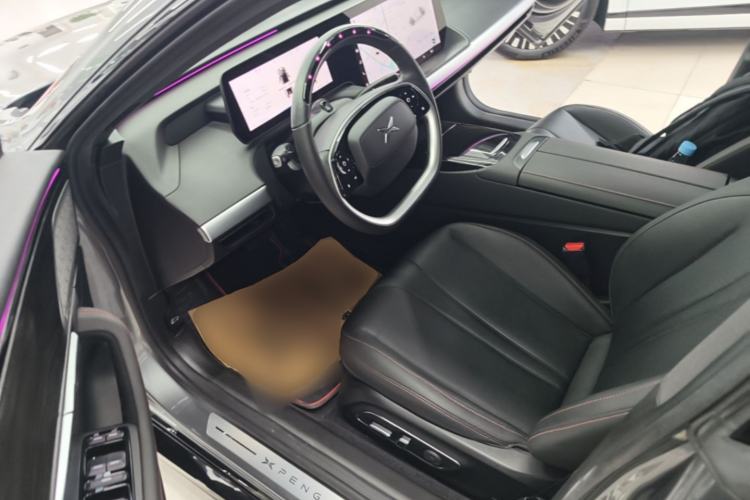 Used XPeng P7 2022 670E+ Pengyi Edition Driver Seat