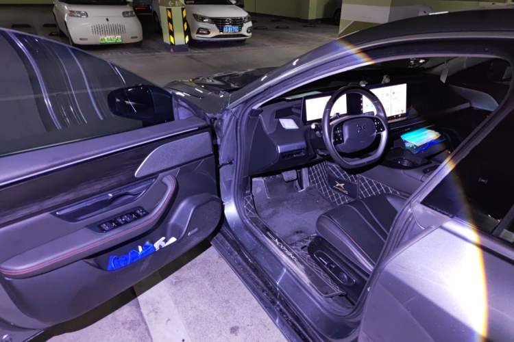 Used XPeng P7 2022 670N+ Driver Seat