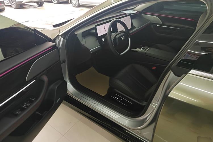 Used XPeng P7 2022 480E+ Driver Seat