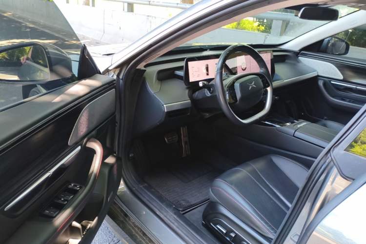 Used XPeng P7 2022 480N+ Driver Seat