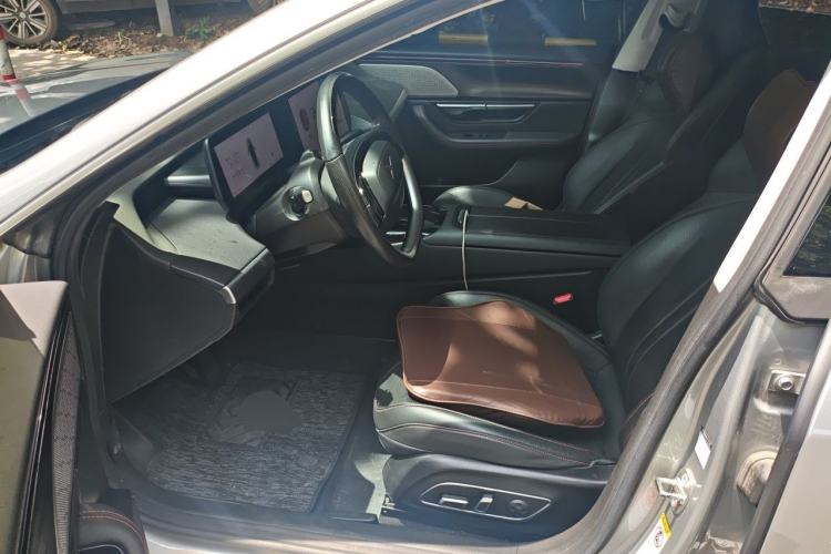 Used XPeng P7 2022 670N+ Driver Seat