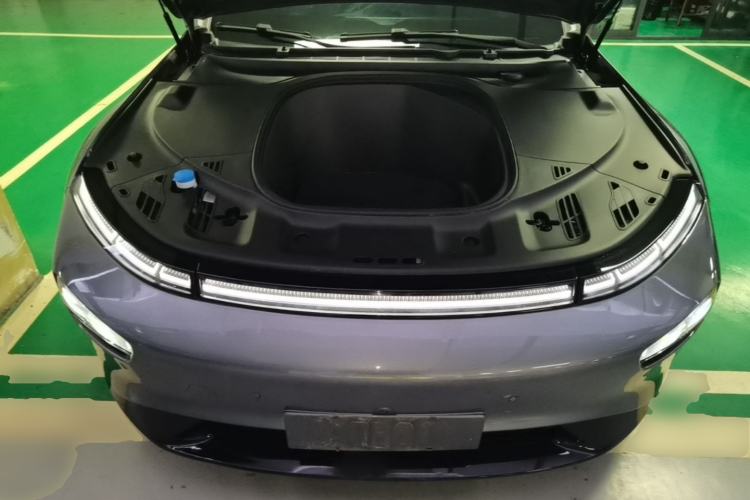Used XPeng P7 2022 625E Engine Bay