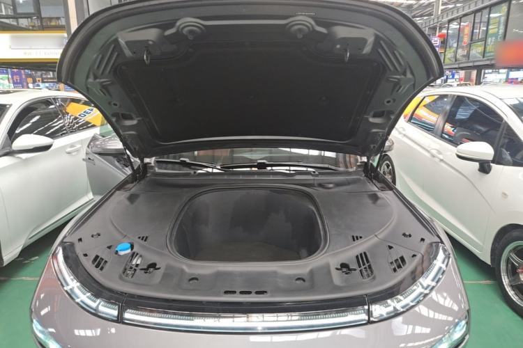 Used XPeng P7 2022 670N+ Engine Bay