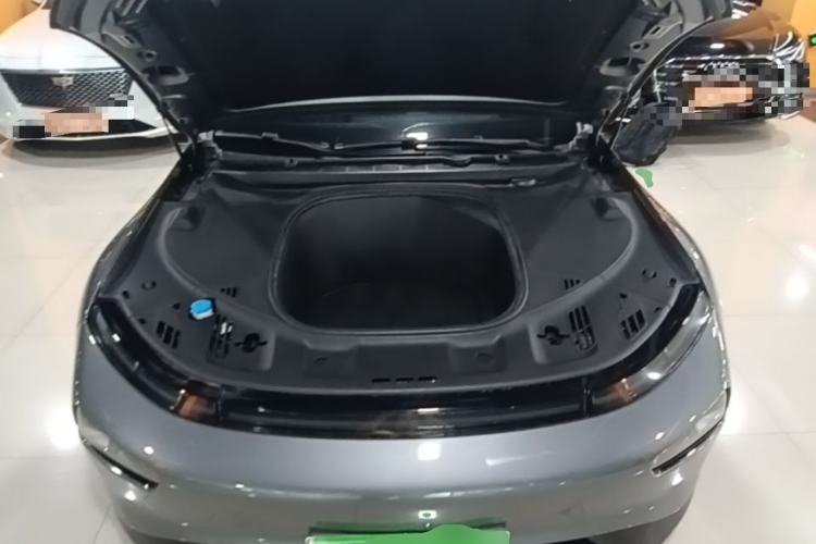 Used XPeng P7 2022 670N+ Engine Bay