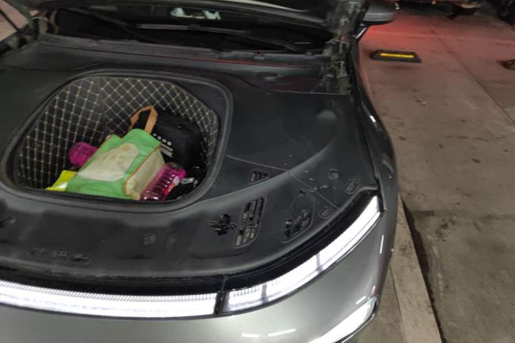 Used XPeng P7 2022 670N+ Engine Bay Left