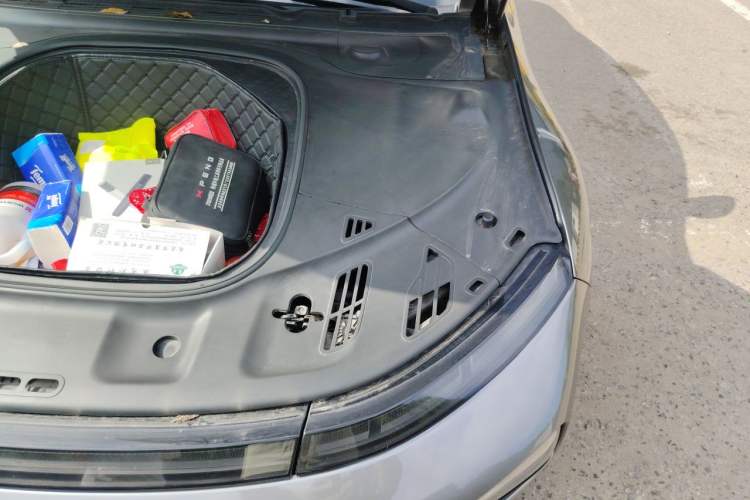 Used XPeng P7 2022 670N+ Engine Bay Left