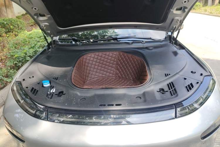Used XPeng P7 2022 480E Engine Bay