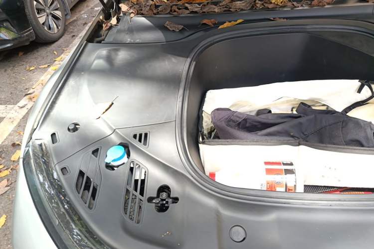 Used XPeng P7 2022 480E Engine Bay Right