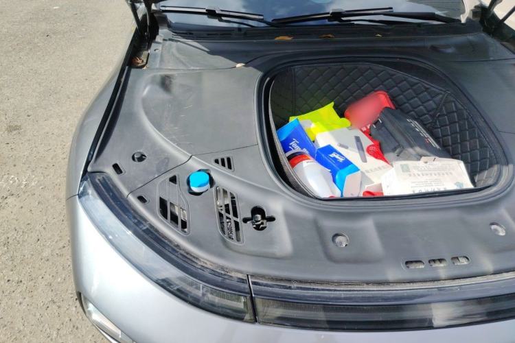 Used XPeng P7 2022 670N+ Engine Bay Right