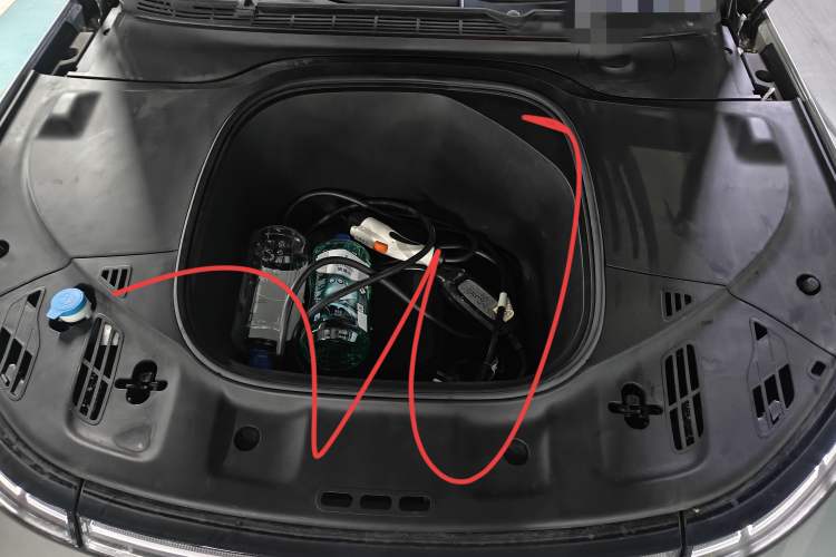 Used XPeng P7 2022 480E Engine Bay