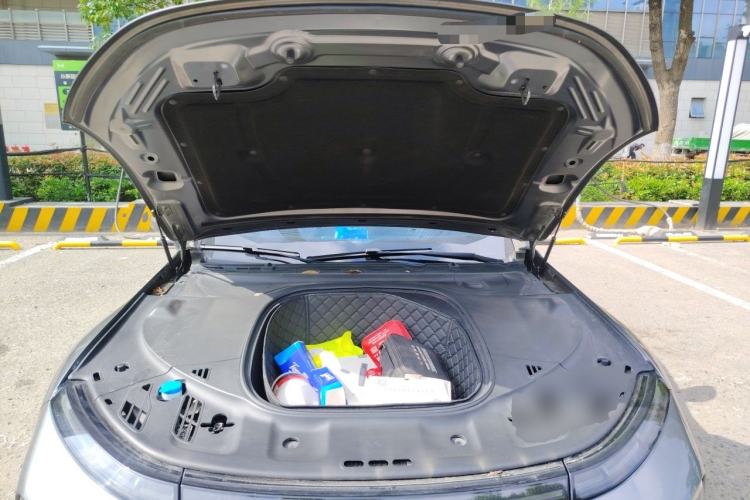 Used XPeng P7 2022 670N+ Engine Bay
