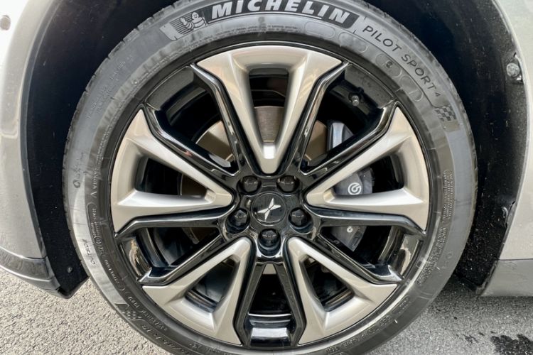 Used XPeng P7 2022 670N+ Exterior 4