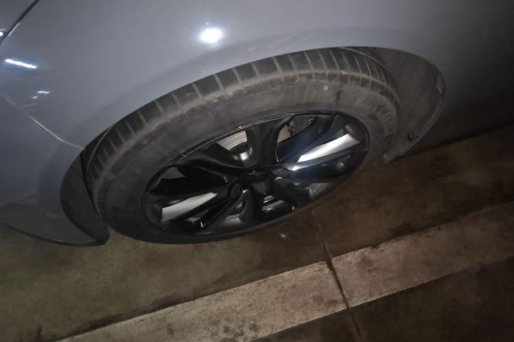 Used XPeng P7 2022 586G Exterior 4