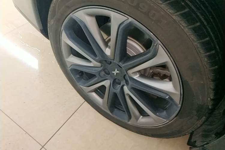 Used XPeng P7 2022 670N+ Exterior 5