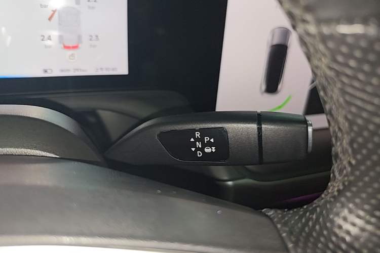 Used XPeng P7 2022 670G Gear Lever