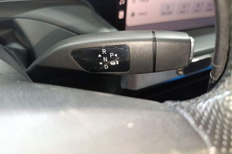 Used XPeng P7 2022 625E Gear Lever
