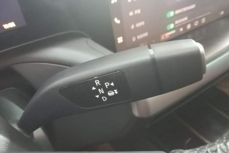 Used XPeng P7 2022 480G Gear Lever