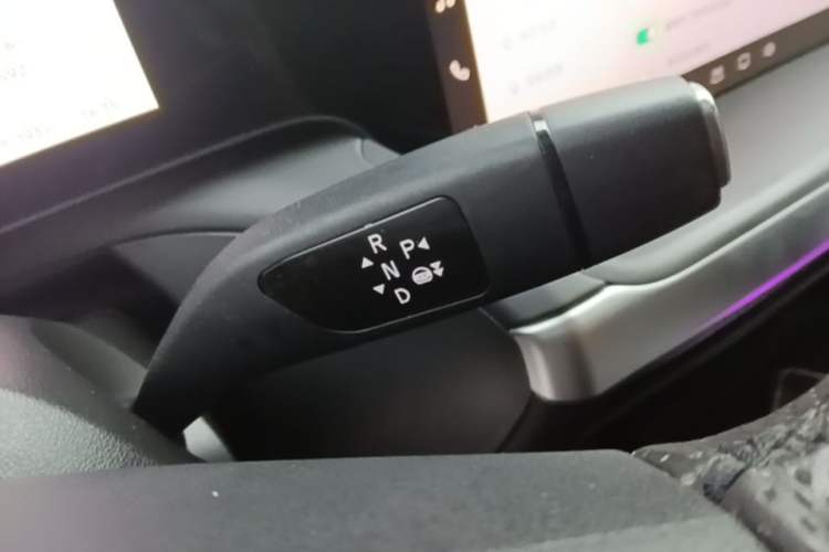 Used XPeng P7 2022 480E Gear Lever