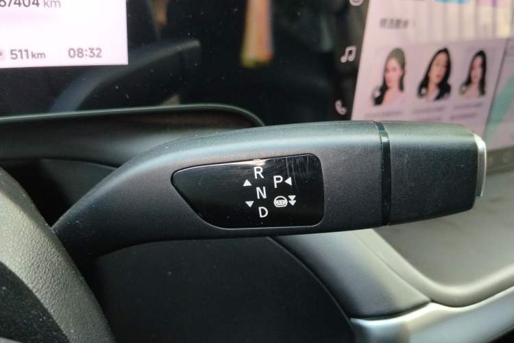 Used XPeng P7 2022 670E+ Gear Lever
