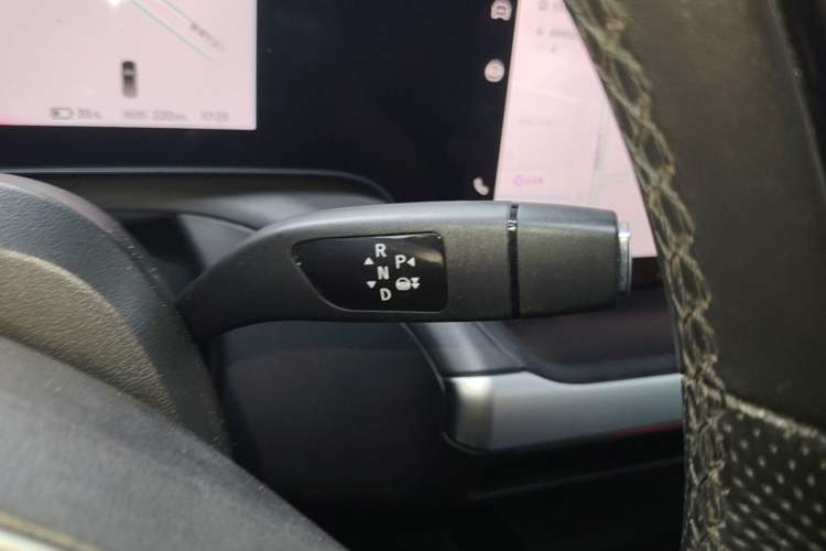 Used XPeng P7 2022 625E Gear Lever