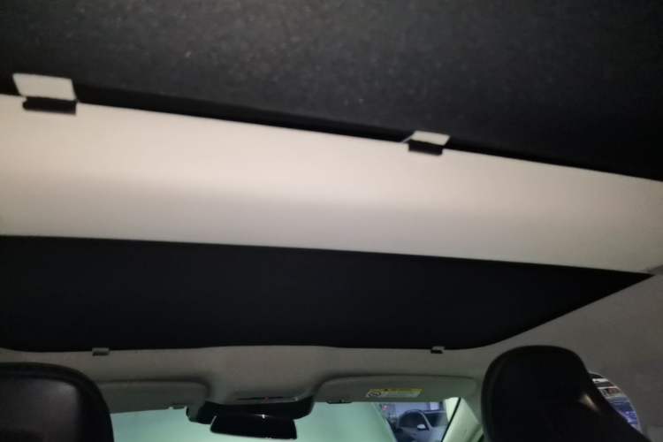 Used XPeng P7 2022 625E Headliner