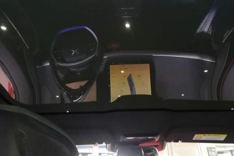 Used XPeng P7 2022 670E+ Pengyi Edition Headliner