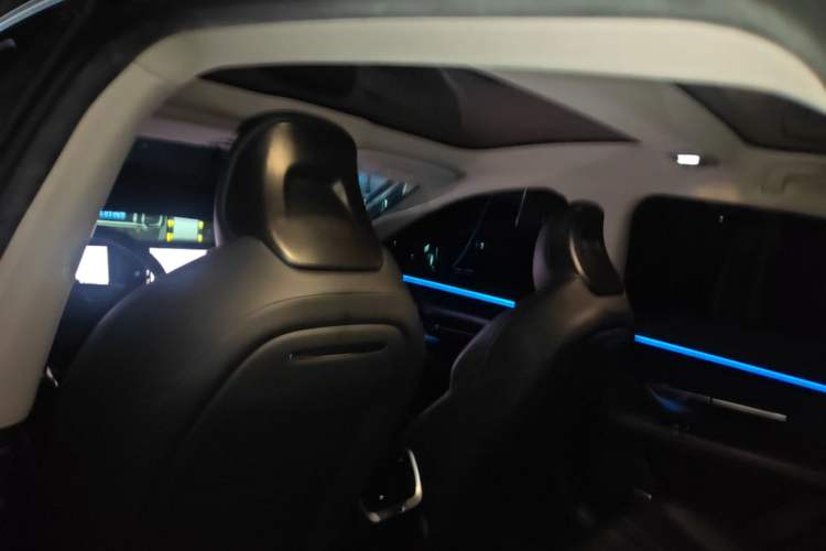 Used XPeng P7 2022 586G Headliner