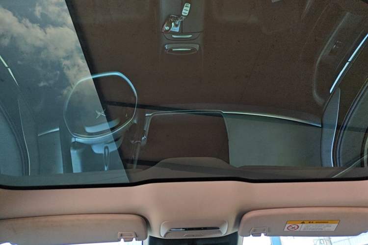 Used XPeng P7 2022 625E Headliner