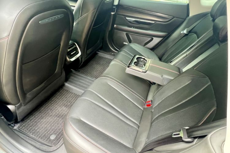 Used XPeng P7 2022 670N+ Interior 11