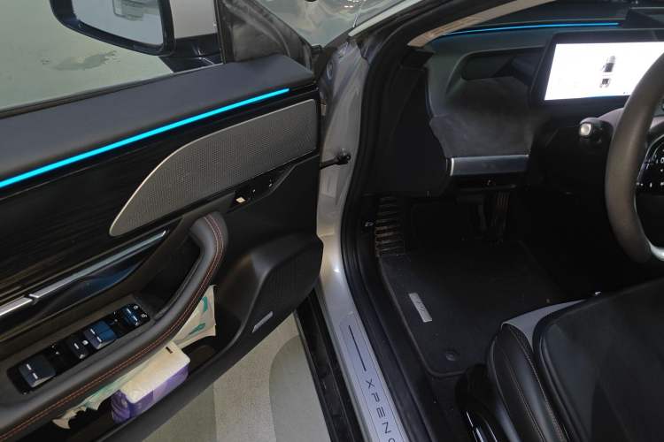 Used XPeng P7 2022 480E Interior 3