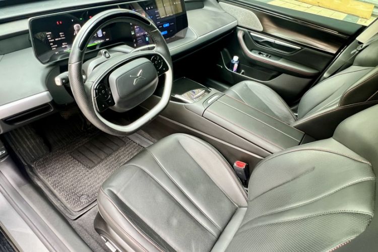 Used XPeng P7 2022 670N+ Interior 6