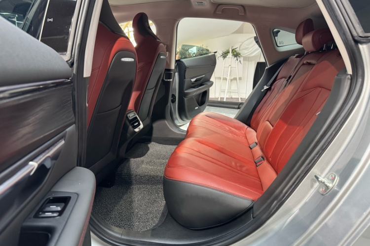Used XPeng P7 2022 625E Interior 6