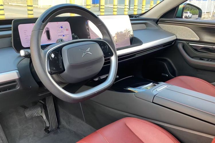 Used XPeng P7 2022 670N+ Interior 6