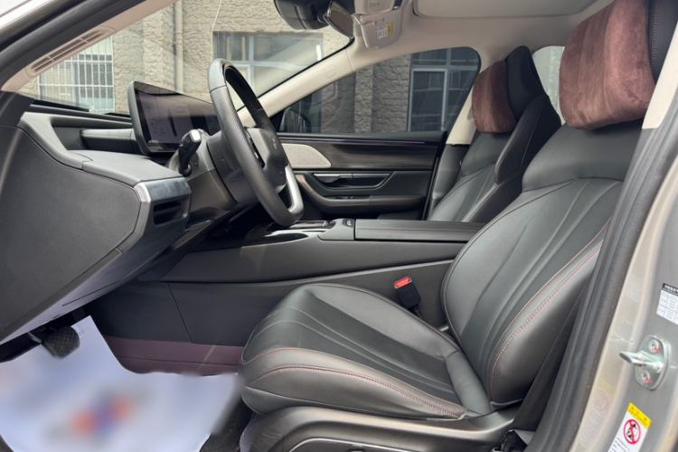 Used XPeng P7 2022 625E Interior 8