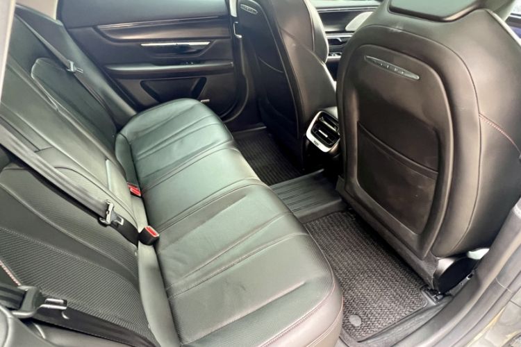Used XPeng P7 2022 670N+ Interior 9