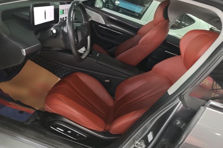 Used XPeng P7 2022 670G Left Front Seat