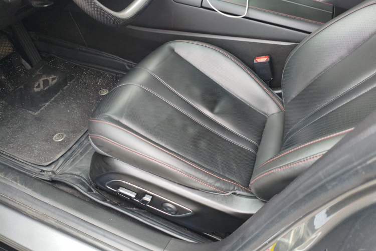 Used XPeng P7 2022 670N+ Left Front Seat