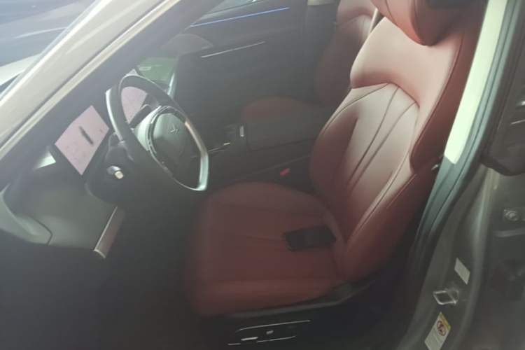 Used XPeng P7 2022 625E Left Front Seat