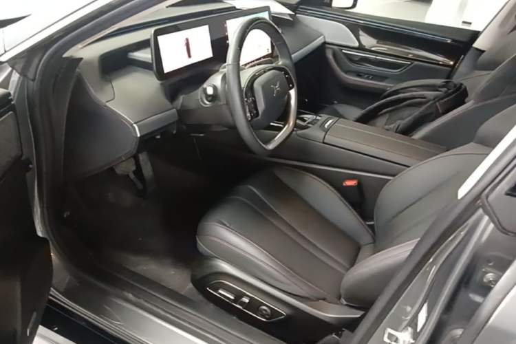 Used XPeng P7 2022 670N+ Left Front Seat