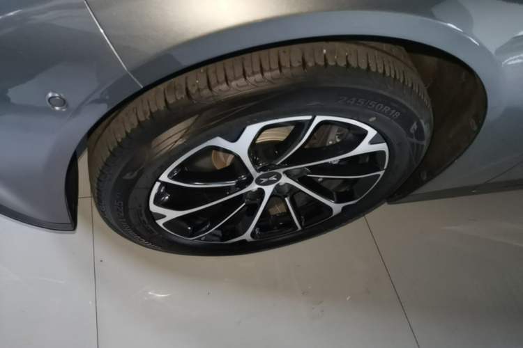 Used XPeng P7 2022 625E Left Front Wheel Hub