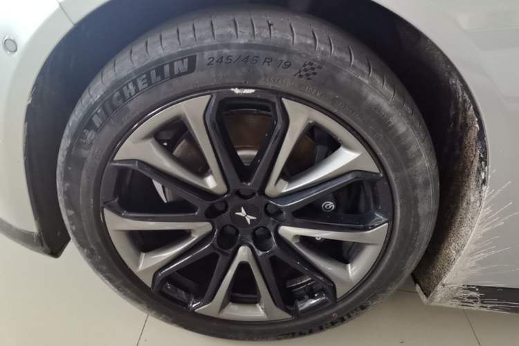 Used XPeng P7 2022 625E Left Front Wheel Hub