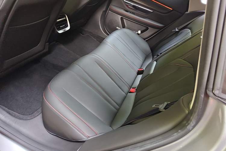 Used XPeng P7 2022 625E Left Rear Seat