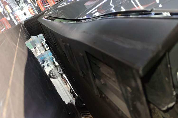 Used XPeng P7 2022 480E+ Left Side Sill