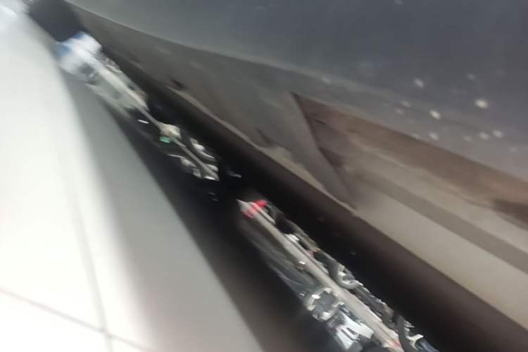 Used XPeng P7 2022 670N+ Left Side Sill