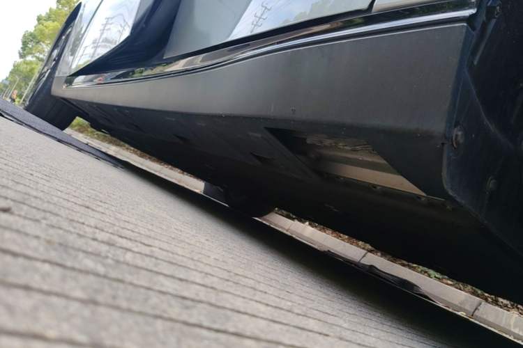 Used XPeng P7 2022 480E Left Side Sill