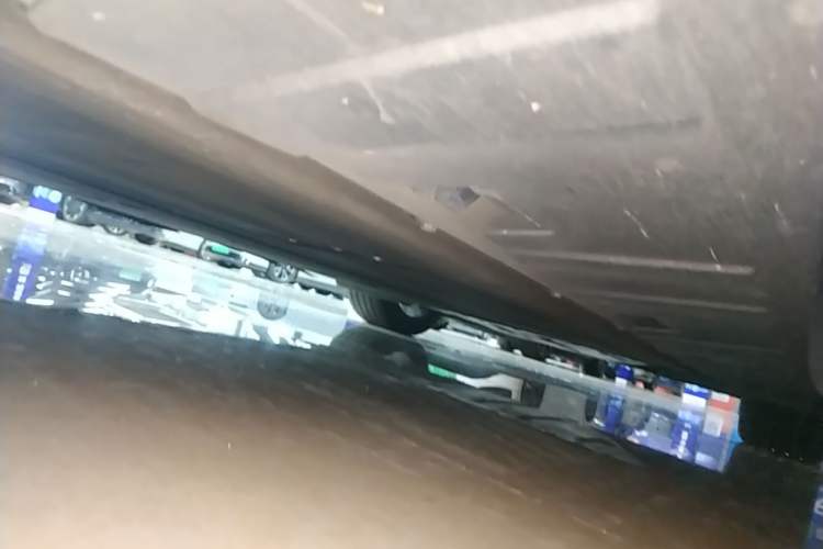 Used XPeng P7 2022 670E+ Left Side Sill