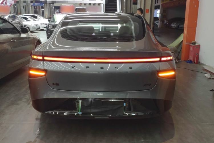 Used XPeng P7 2022 670E+ Rear