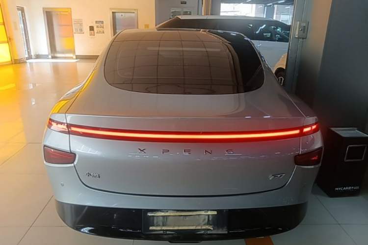 Used XPeng P7 2022 625E Rear