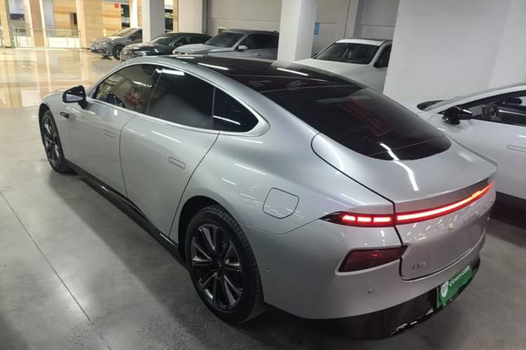 Used XPeng P7 2022 670E+ Rear Left 45 Deg