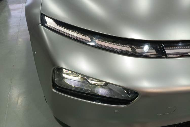 Used XPeng P7 2022 625E Right Front Headlight